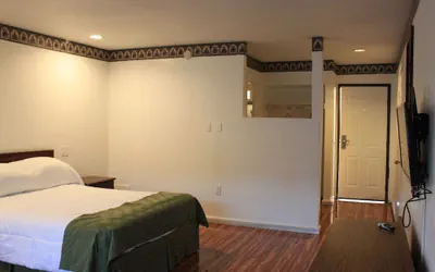 Photo 3 - Menifee Inn
