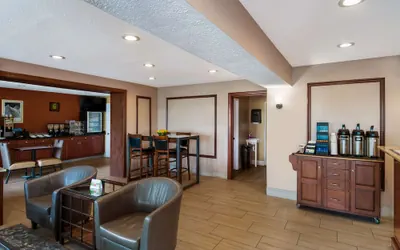 Photo 5 - SureStay Plus Hotel by Best Western Jackson