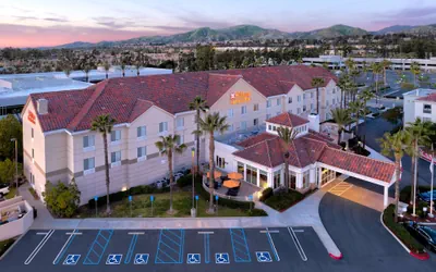 Photo 2 - Hilton Garden Inn Irvine East/Lake Forest