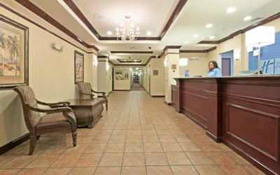 Photo 3 - Holiday Inn Express Hotel & Suites Cleveland by IHG