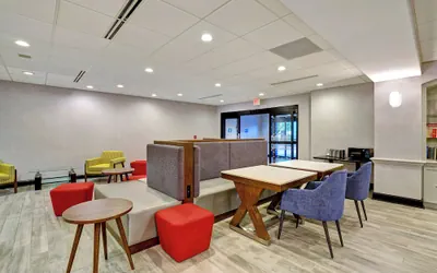 Photo 4 - Hampton Inn Cortland