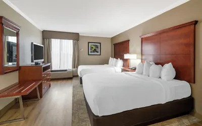 Photo 3 - Syracuse Grand