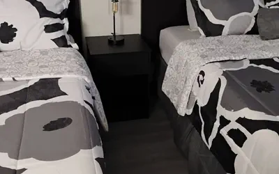 Photo 2 - The Suite Inn