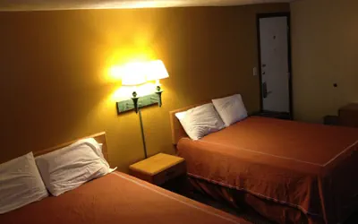 Photo 3 - Caravan Motel