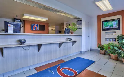 Photo 5 - Motel 6 Flagstaff, AZ - West - Woodland Village