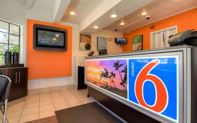 Photo 3 - Motel 6 San Dimas, CA - Los Angeles