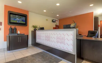 Photo 3 - Motel 6 Rancho Mirage, CA - Palm Springs