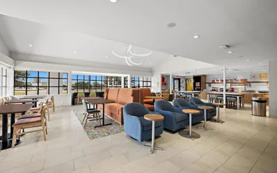 Photo 2 - Hampton Inn San Simeon Cambria