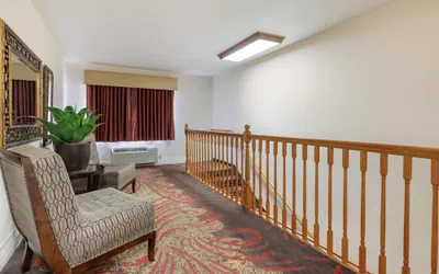 Photo 5 - Best Western Parsons Inn