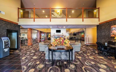 Photo 4 - Quality Inn & Suites Hannibal West