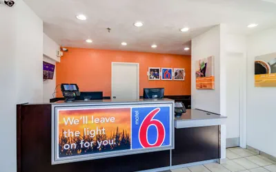 Photo 4 - Motel 6 Schiller Park, IL - Chicago O'Hare