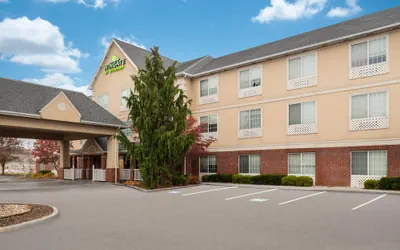 Photo 2 - Wingate Suites By Wyndham Mansfield