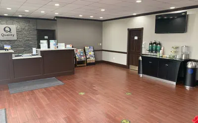Photo 3 - Quality Inn & Suites Hardeeville - Savannah North
