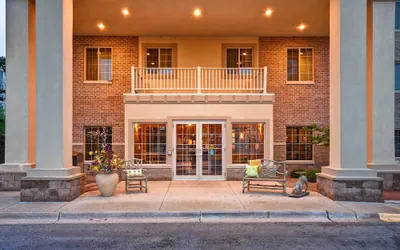 GrandStay Hotel & Suites