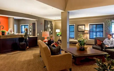 Photo 4 - GrandStay Hotel & Suites