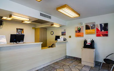 Photo 4 - Motel 6 Barstow, CA