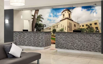 Photo 2 - La Quinta Inn & Suites by Wyndham Brownsville North