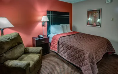 Photo 4 - Prime Rate Inn