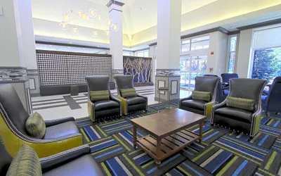 Photo 3 - Hilton Garden Inn Westbury
