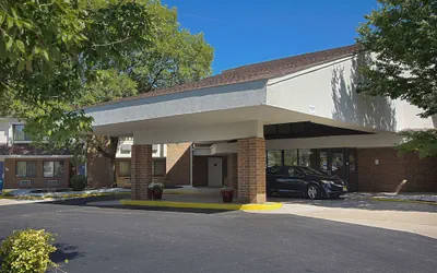 Photo 2 - Motel 6 East Brunswick, NJ