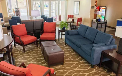 Photo 3 - Comfort Inn Dickson