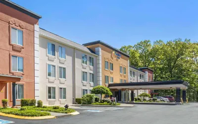 Photo 2 - Comfort Inn Dickson