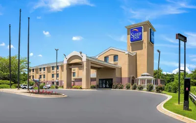 Photo 2 - Sleep Inn Statesville I-40