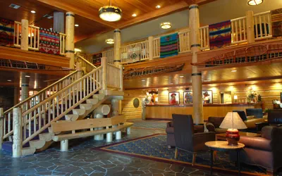 Photo 2 - Heathman Lodge