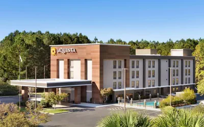 Photo 2 - La Quinta Inn & Suites by Wyndham Selma/Smithfield I-95