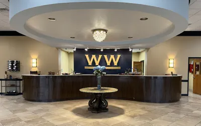 Photo 4 - Historic Whispering Woods Hotel & Conference Center