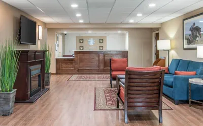 Photo 3 - Comfort Inn Saugerties