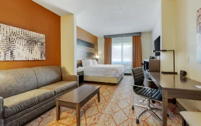 Photo 2 - Best Western Plus Warsaw