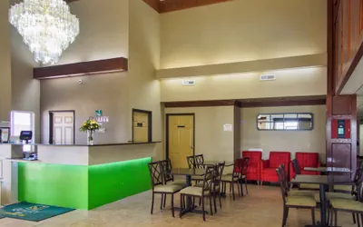 Photo 5 - Quality Inn Moore - Oklahoma City