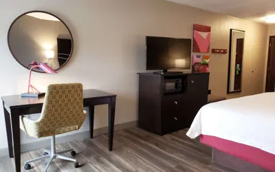 Photo 5 - Hampton Inn Johnstown