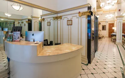 Photo 4 - Union Square Plaza Hotel