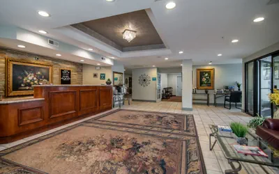 Photo 3 - HillSide Inn