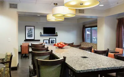 Photo 4 - Hampton Inn Houma
