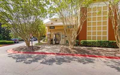 Photo 2 - Extended Stay America Select Suites Atlanta Cumberland Mall