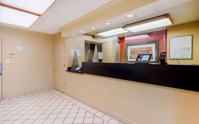 Photo 3 - Extended Stay America Select Suites Atlanta Cumberland Mall