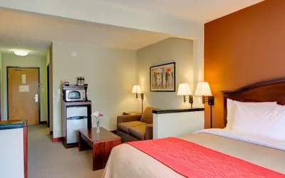 Photo 2 - Western Inn and Suites