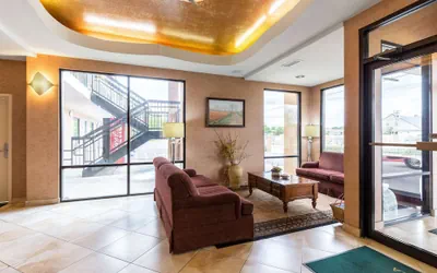 Photo 3 - Quality Inn Alexandria