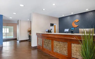 Photo 3 - Comfort Inn & Suites North Greenfield