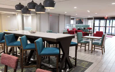 Photo 4 - Hampton Inn Kent/Akron Area