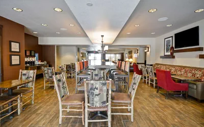 Photo 5 - Hampton Inn Bozeman