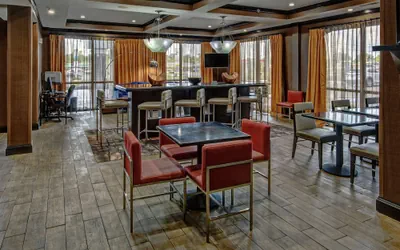 Photo 3 - Hampton Inn Tullahoma