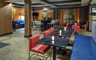 Photo 5 - Hampton Inn Tullahoma