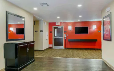 Photo 5 - Extended Stay America Suites Phoenix Airport