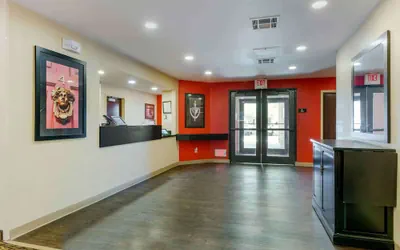 Photo 4 - Extended Stay America Suites Phoenix Airport