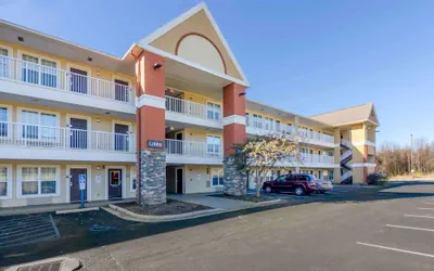Photo 2 - Extended Stay America Select Suites Roanoke Airport