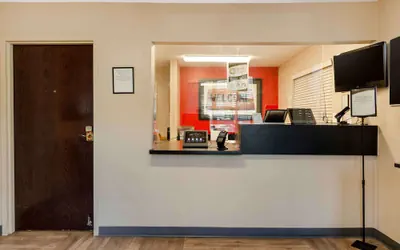 Photo 4 - Extended Stay America Select Suites Roanoke Airport